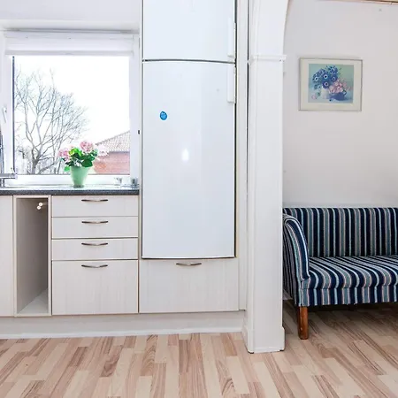 4 Person In Apartment